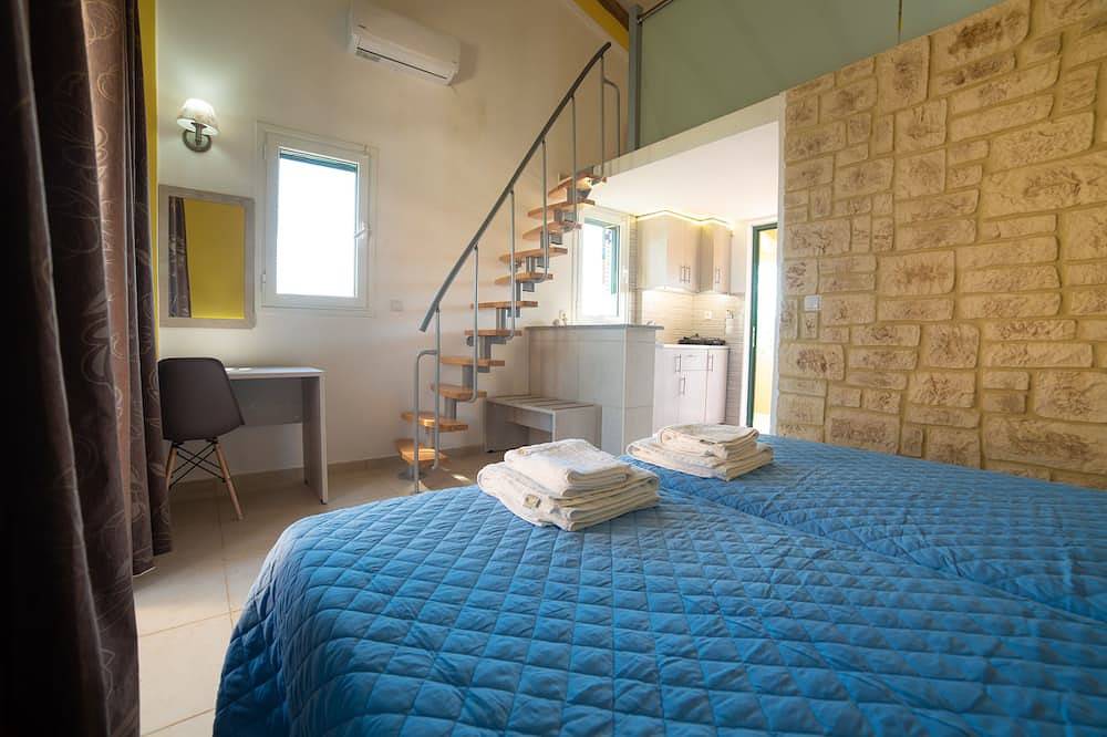 Entire apartment, Apartment with excellent sea view beside the beach in Kavos, Corfu