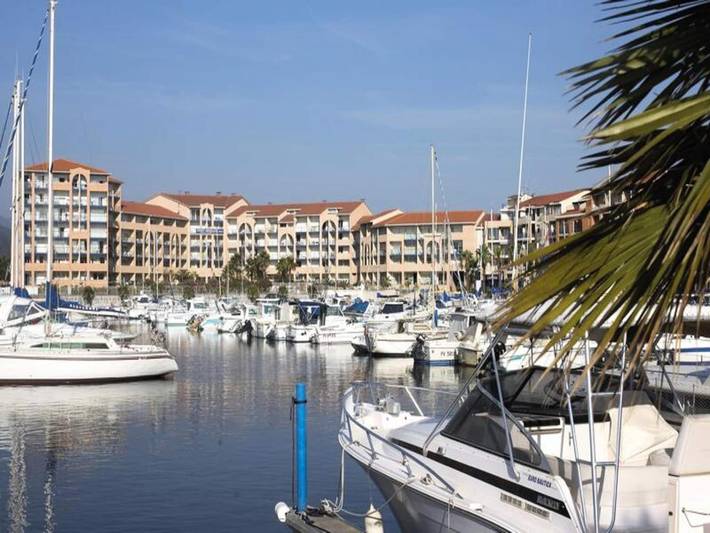 Location de vacances pour 4 personnes, avec piscine et terrasse, adapté aux familles dans Port-Argelès
