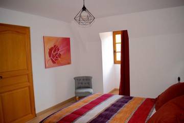 Chambre d’hôte pour 5 personnes, avec jardin et terrasse à Auriac-du-Périgord