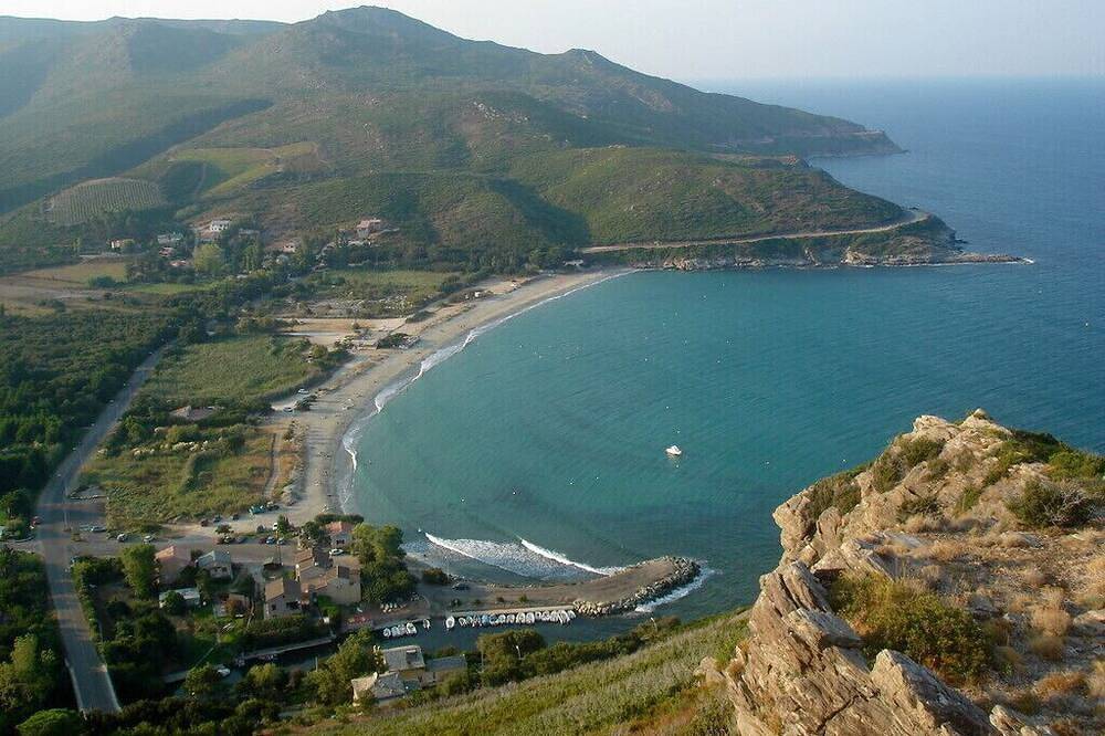Maison les Arbousiers in Cap Corse<br>Marine de Pietracorbara in Pietracorbara, Cap Corse