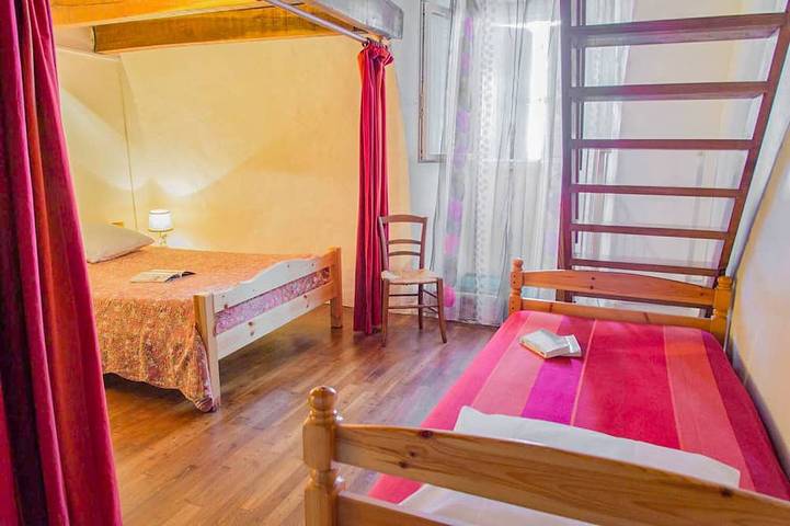 Location de vacances pour 4 personnes, avec jardin à Saint-Étienne-du-Valdonnez - 3