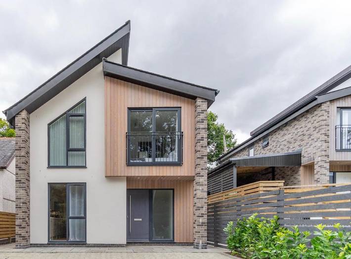 Holiday rental for 8 people, with view and terrace as well as garden in Llanberis