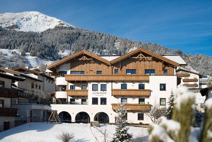 Gîte pour 4 personnes, avec sauna et jardin à Fiss