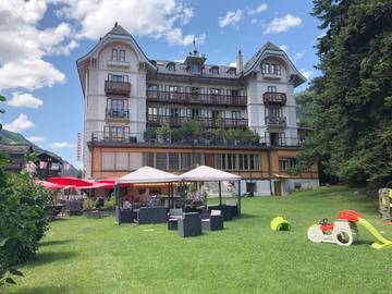 Gîte pour 2 personnes, avec jardin et vue à Evolène