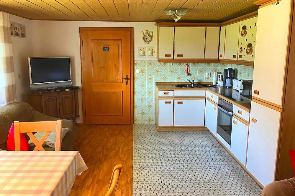 Ganze Wohnung, Ferienwohnung mit großem Balkon in Neukirchen beim Heiligen Blut, Ostbayern