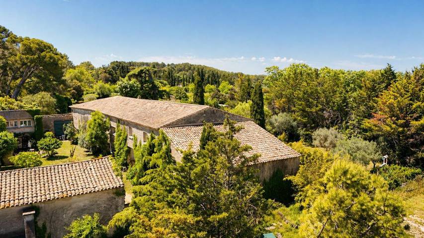 Location de vacances pour 15 personnes, avec piscine et jardin à Saint-Sériès