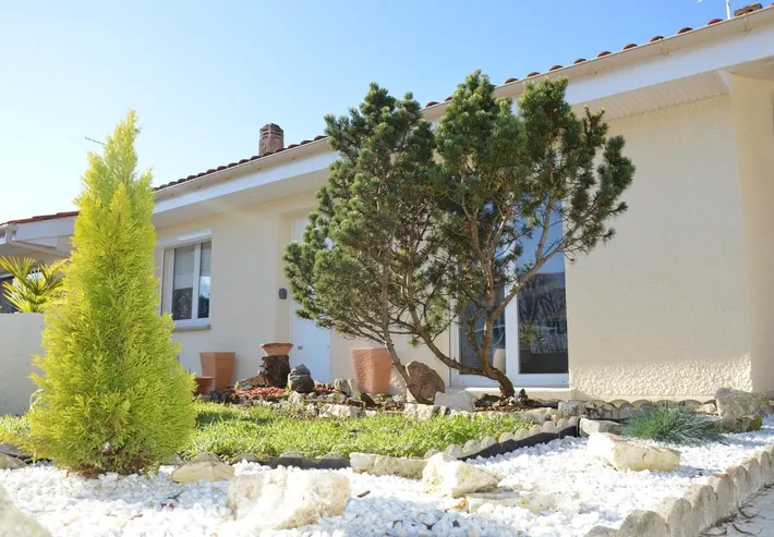 Ferienhaus für 9 Personen, mit Garten - 1