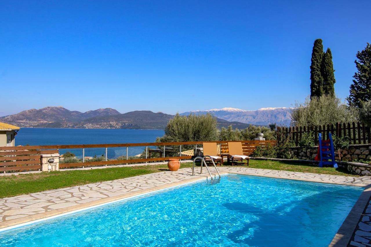 Villa in Nikiana, Alexandros