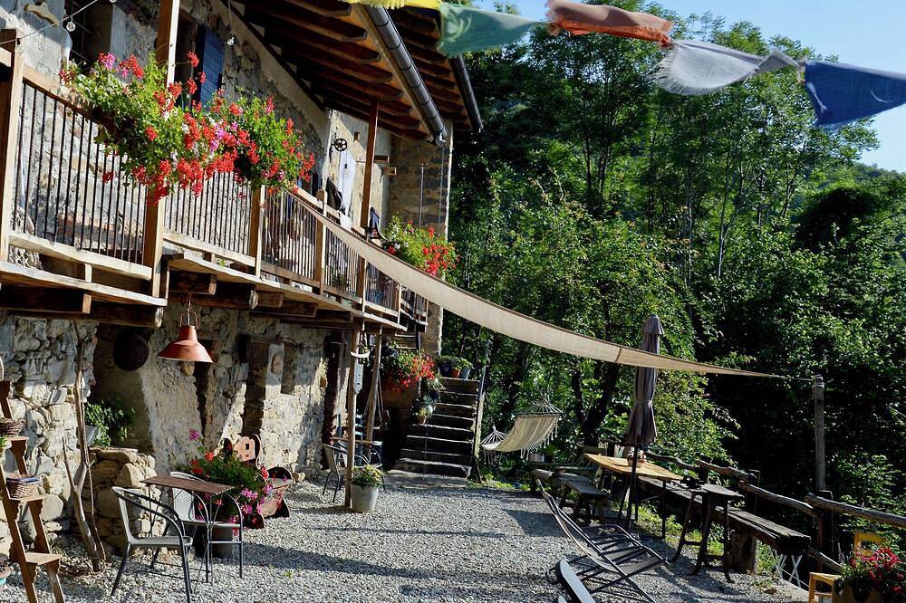 Appartamento intero, La Ghianda, place of peace and reflection in Brosso, Canavese