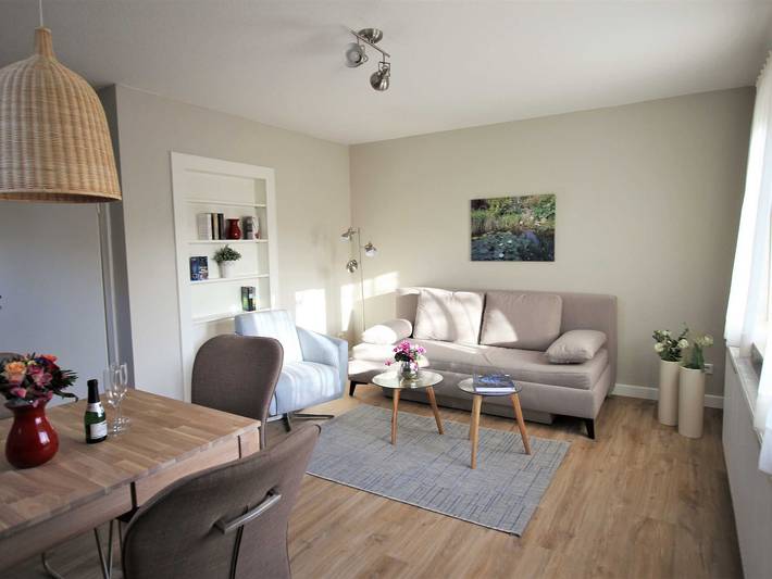 Ferienwohnung für 4 Personen, mit Terrasse und Garten in Leer