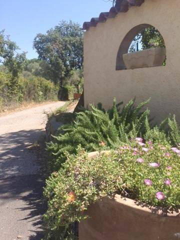 Gîte pour 4 personnes, avec vue ainsi que piscine et jardin à Castelnou - 2
