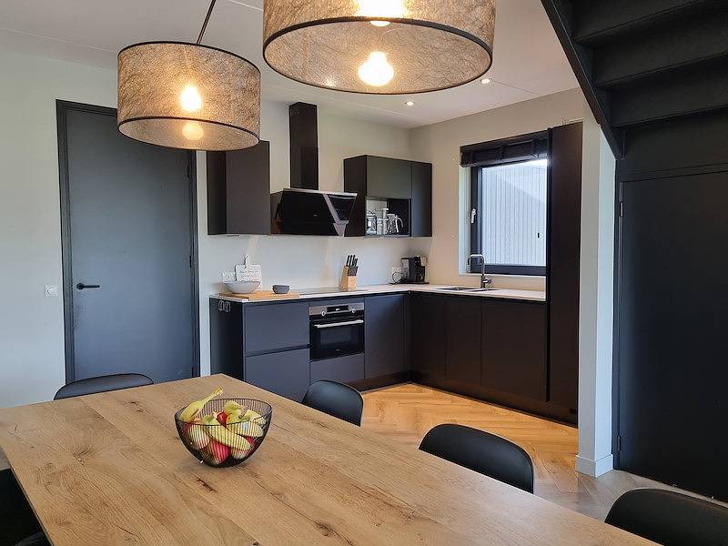 Vakantiefriesland — Luxus-Wasservilla in Balk mit Terrasse am Wasser in Balk, Ijsselmeer