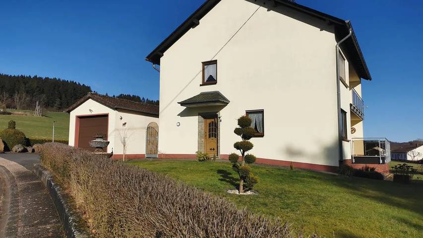 Luxus-Ferienhaus für 6 Personen, mit Garten