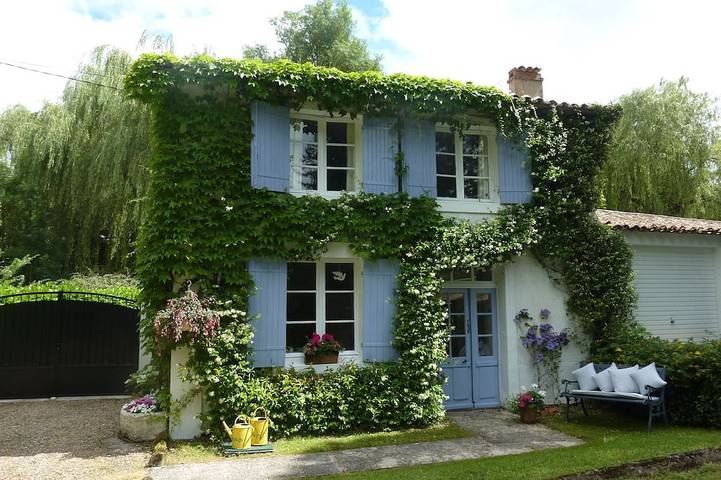 Gîte pour 6 personnes, avec Terrasse et Jardin