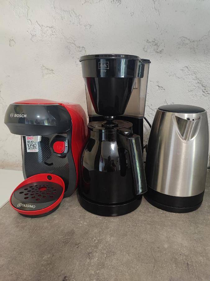 Gîte pour 3 personnes, avec vue ainsi que piscine et jardin à Collobrières - 4