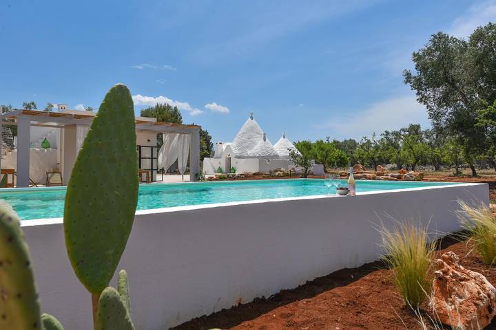 Location de vacances pour 7 personnes, avec Terrasse ainsi que Jardin et Piscine à Francavilla Fontana - 2