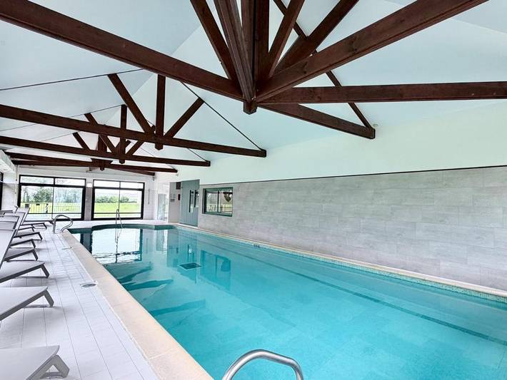 Hôtel pour 3 personnes, avec jardin et sauna ainsi que piscine et vue à Coquelles - 2