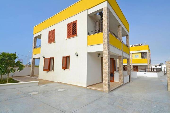 Apartamento de vacaciones para 4 personas, con terraza además de vistas y jardín, Se admiten mascotas - 1