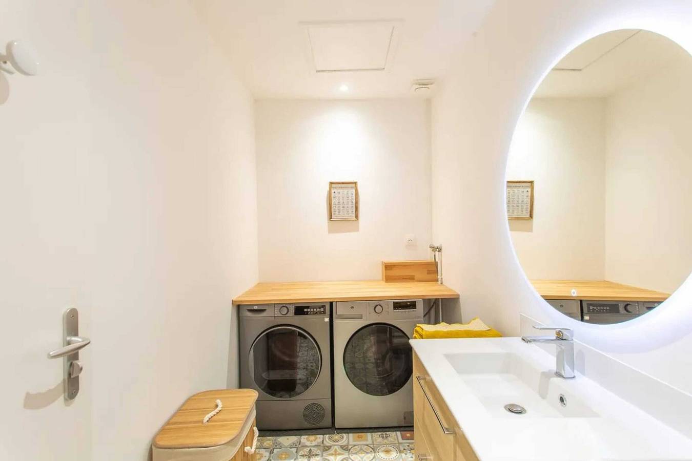 Entire apartment, Charming Apartment in Amiens with Parking - 65m² in Amiens, Amiens region