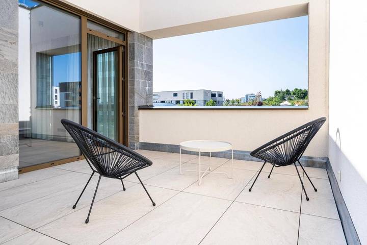 Ferienwohnung für 4 Personen, mit Ausblick und Terrasse sowie Seeblick in Zwenkau - 2
