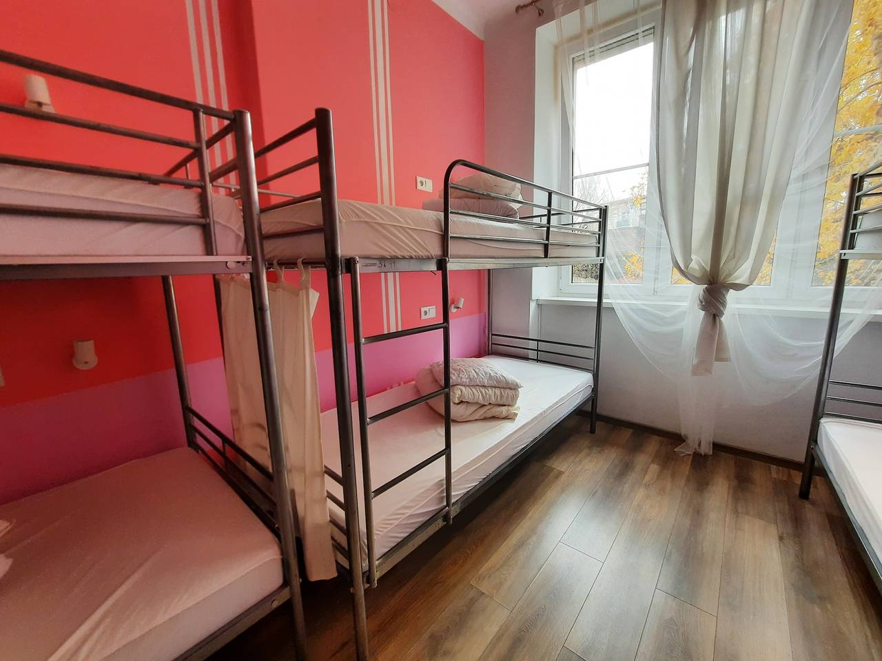 Bed in 6-Bed Female Dormitory Room, Old Town in Cracovia, Piccola Polonia