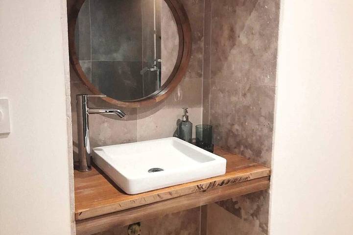 Apartamento entero, Studio n°2-Estudio-Moderno-Baño privado con ducha-Terraza in Tulette, Región de Nyons