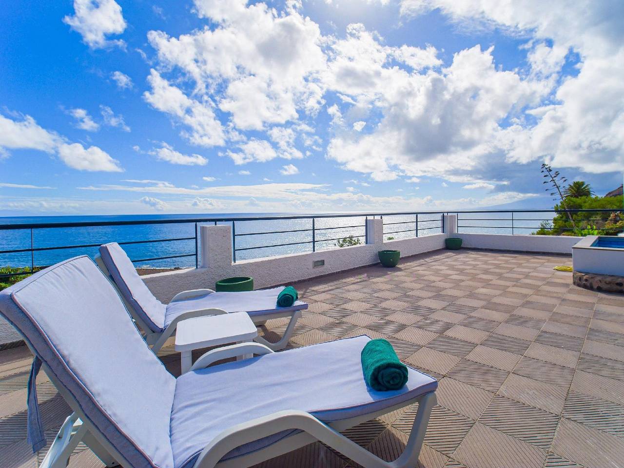 Guacimara - Spectacular views, heated swimming pool, sauna, natural beach... in Anaga, Santa Cruz de Tenerife