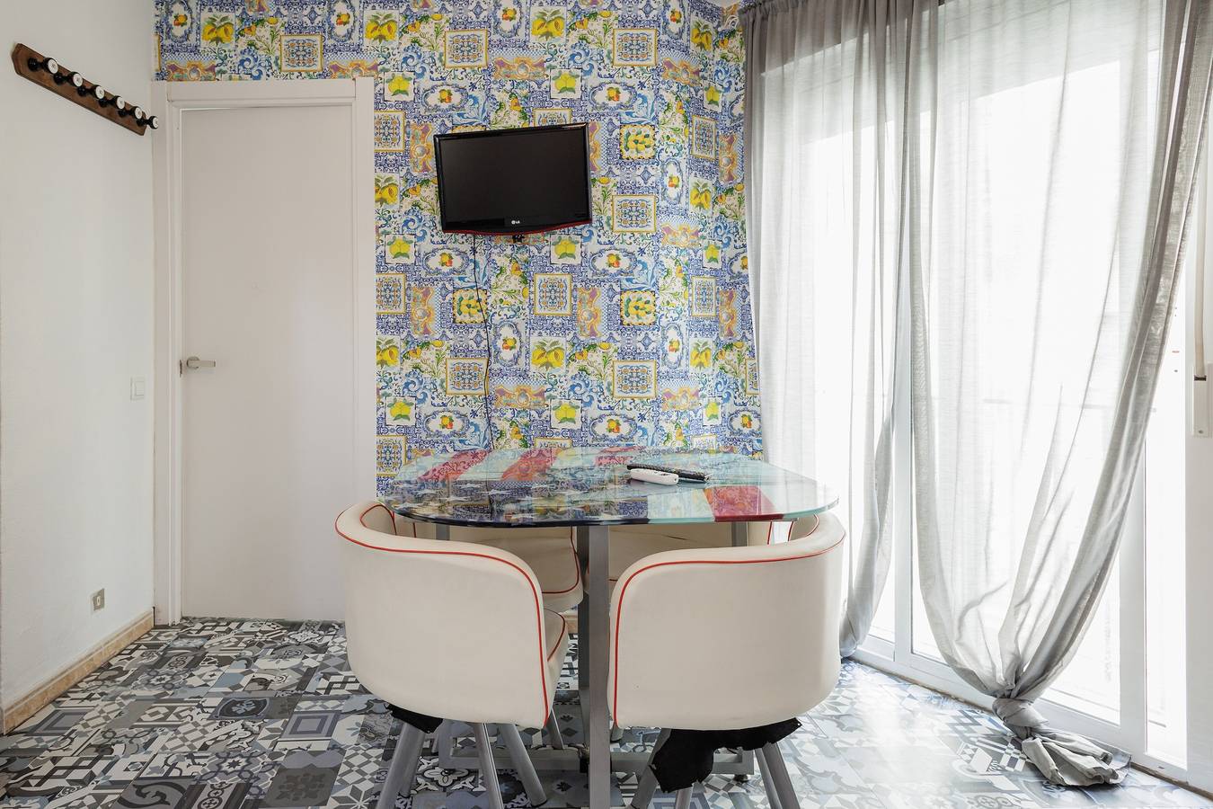 Apartamento inteiro, Apartamento 'Sevilla Center Premium' com varanda, Wi-Fi e ar condicionado in Casco Antiguo, Sevilha