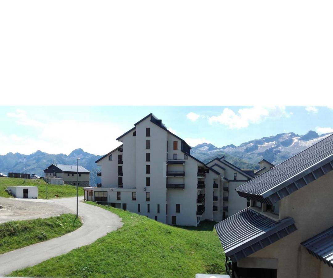 Appartement entier, One-Bedroom Apartment in Luchon-Superbagnères, Saint-Aventin