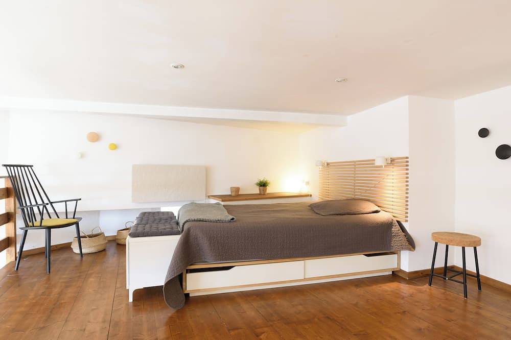 Ganze Wohnung, Rue du Centre | Bright duplex near Montreux train station in Chernex, Montreux