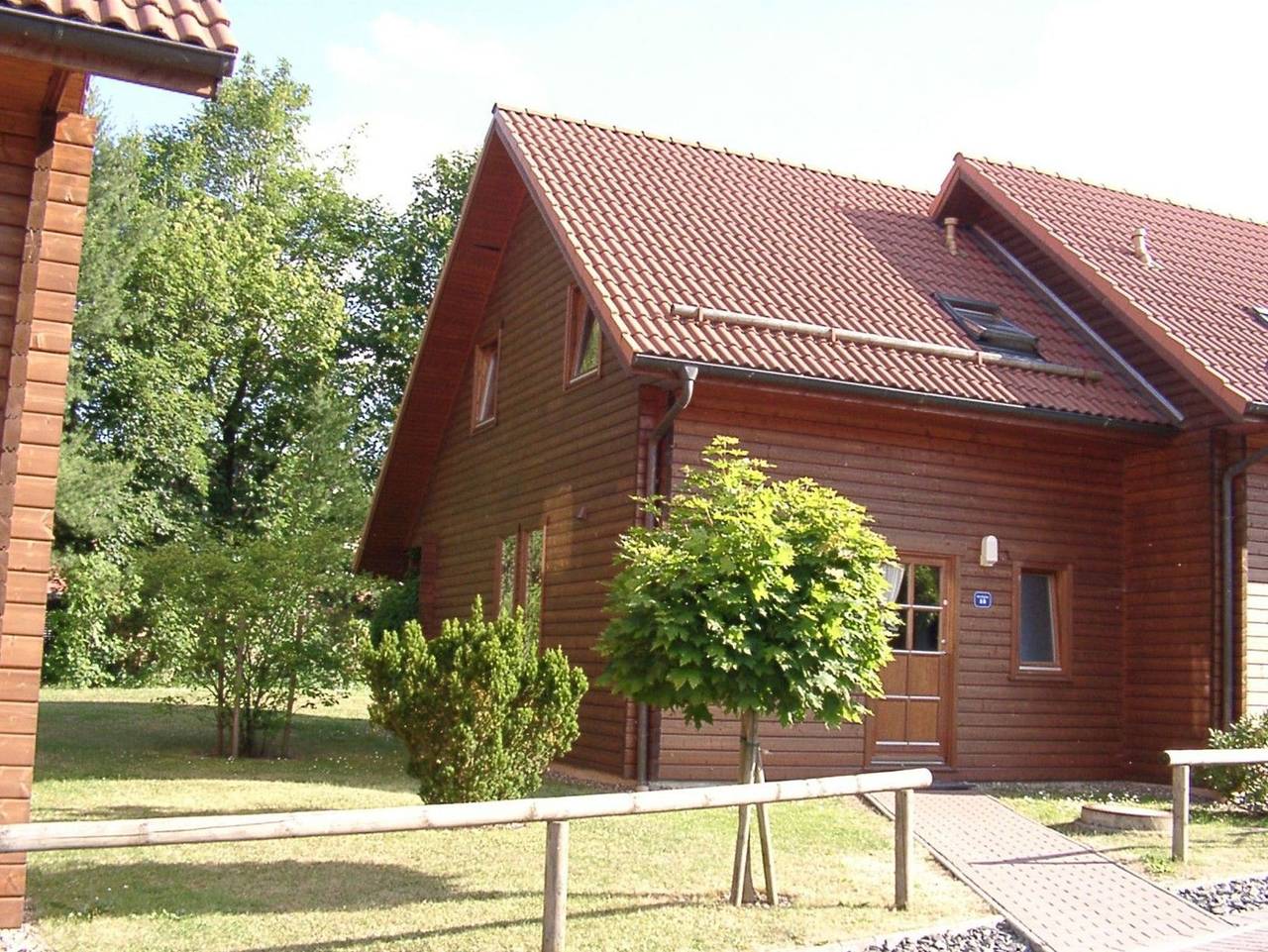 Ferienhaus im Holzblockstil im Naturerlebnisdorf Blauvogel - Helles Holz-Ferienhaus mit Terrasse (Ht in Hasselfelde, Harzvorland