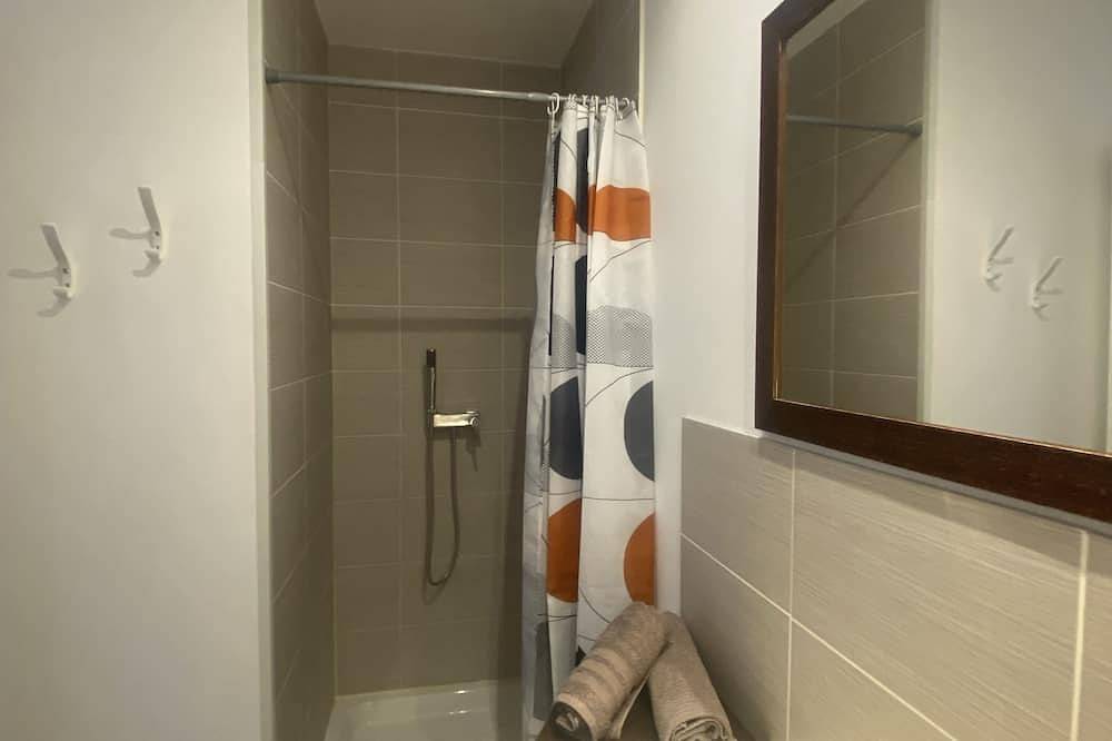 Appartement entier, Superbe appartement climatisé centre ville avec grand balcon . in Sète, Côte méditerranéenne (France)
