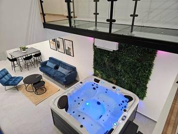 Gîte pour 5 personnes, avec balcon et jacuzzi à Bar-le-Duc