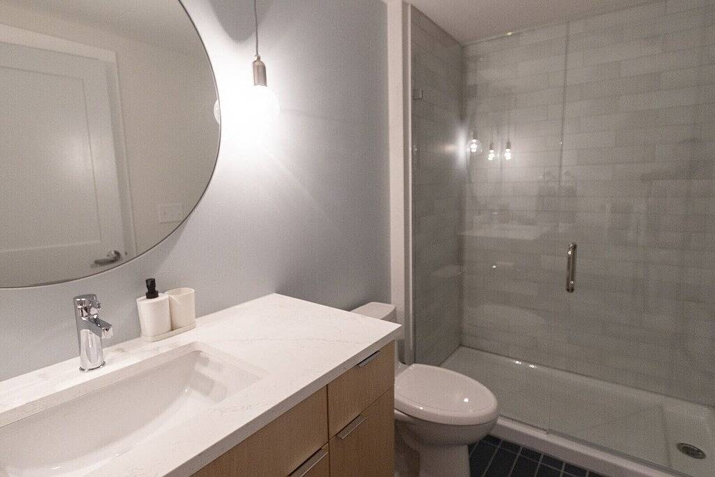 Ganze Wohnung, Spacious, Dwnt/Otr condo. minutes walk to the Reds/Bengals stadiums & more!! in Cincinnati, Hamilton County (OH)