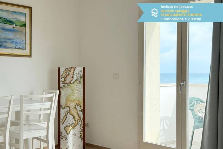 Appartement entier, Rs307 - Marcelli, new beachfront bilo with beach included in Marcelli, Numana