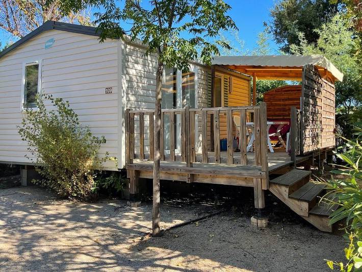 Wohnwagen für 4 Personen, mit Whirlpool und Terrasse sowie Kinderpool in Draguignan Region - 3