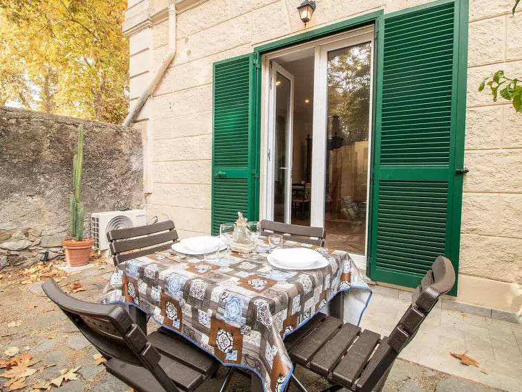 Entire apartment, 1 Room 2 People in Bolsena, Lake Bolsena