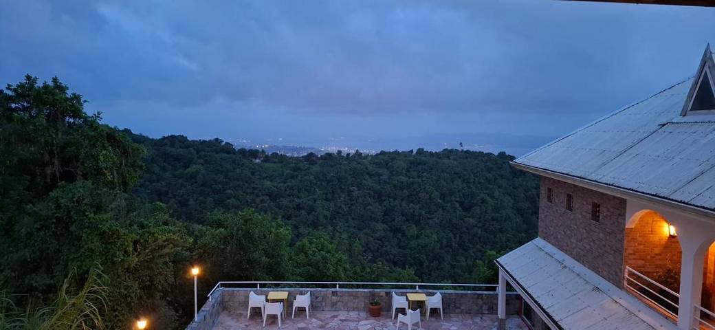 Appartement de vacances pour 4 personnes, avec vue et terrasse, animaux acceptés