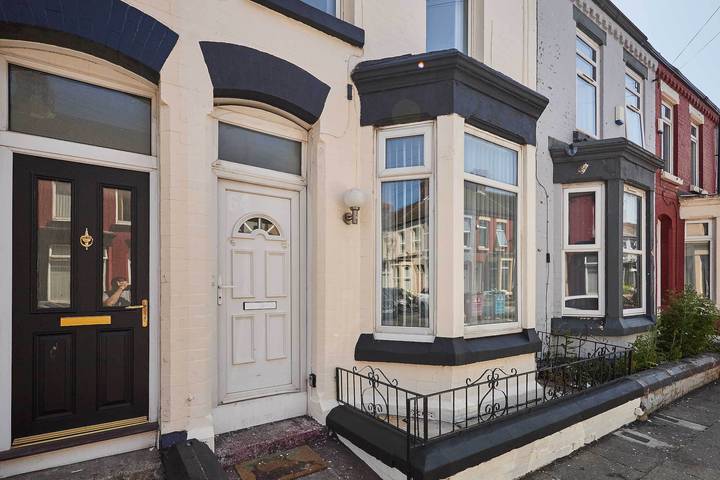 Host & Stay | Hannan's Retreat in Liverpool, Merseyside
