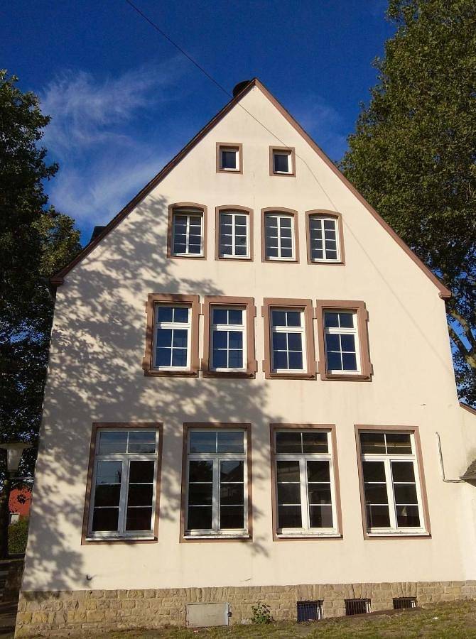 Ferienwohnung für 5 Personen, mit Terrasse und Garten sowie Ausblick in Bitburg - 3