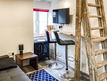 Glamping for 2 People in Highlands, Scotland, Photo 2