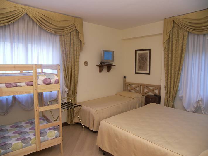 B&b per 3 persone, con Balcone/Terrazza e Idromassaggio nonché Panorama nel Lazio