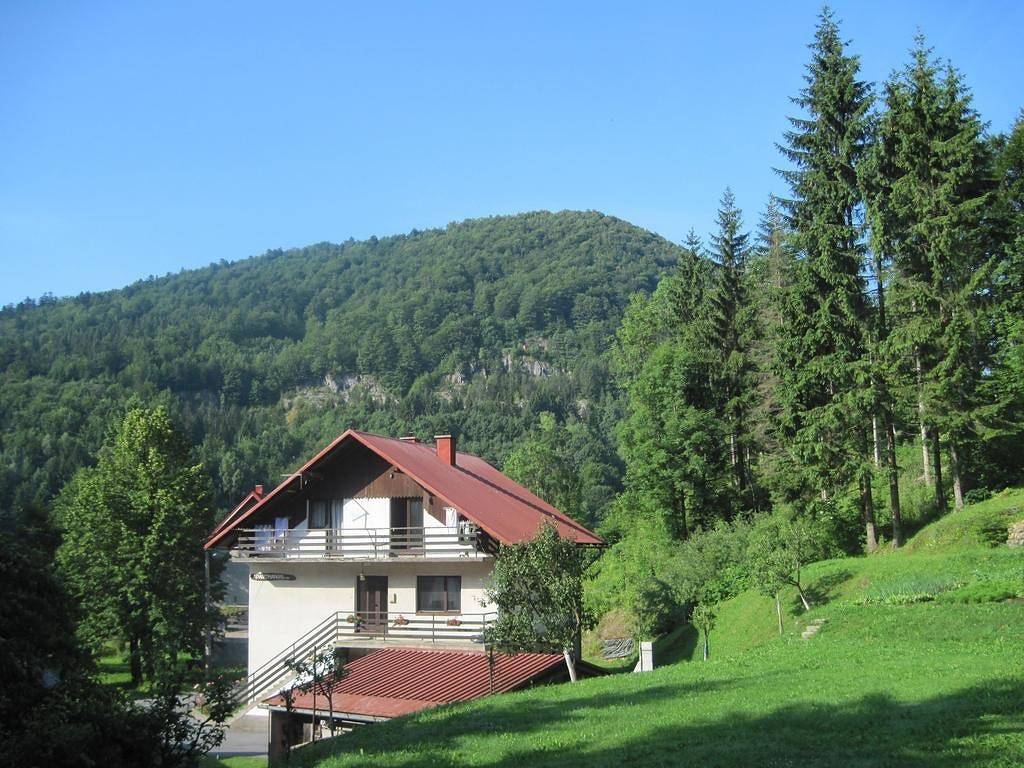 Entire apartment, Two-Bedroom Apartment Kremzar A2 in Lokve in Primorje-Gorski Kotar