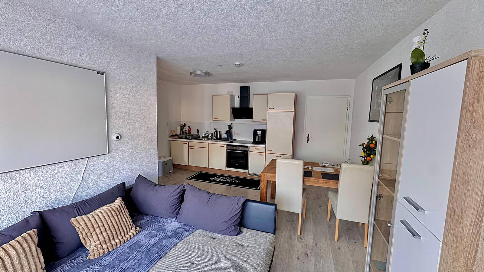 Ganze Wohnung, Apartment „Ferienwohnung Sonnhalde“ mit Wlan in Aach (Bodensee), Landkreis Konstanz