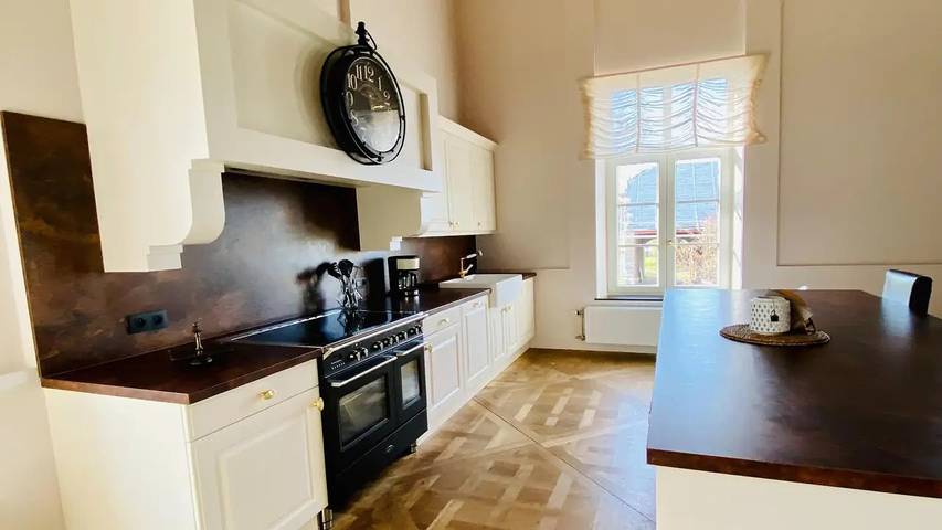 Gîte pour 15 personnes, avec jardin et piscine, animaux acceptés à Beauraing - 3