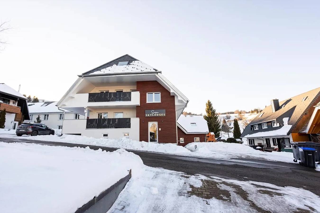 Eigene Villa 'Skylodges' mit 9 Wohnungen und Bergblick, Garten sowie Wlan in Hofsgrund, Oberried