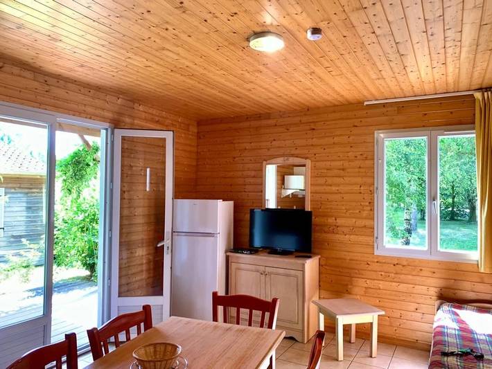 Chalet pour 6 personnes, avec terrasse dans les Deux-Sèvres - 4