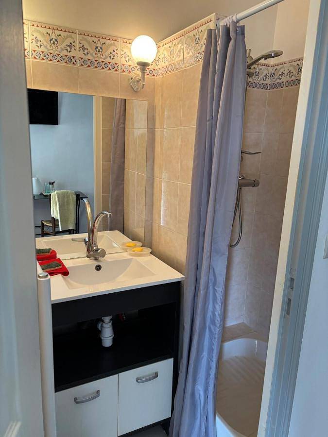 Appartement entier, One-Bedroom Apartment in Gevrey-Chambertin, Région de Dijon