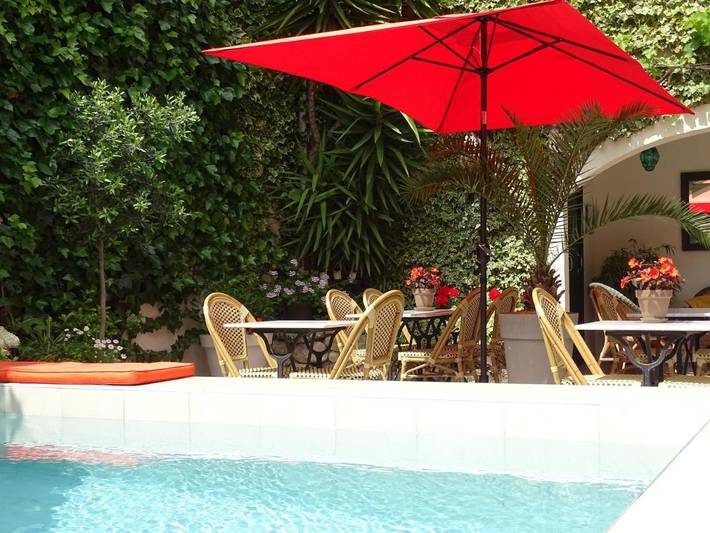 Chambre d’hôte pour 2 personnes, avec terrasse et piscine à Montagnac