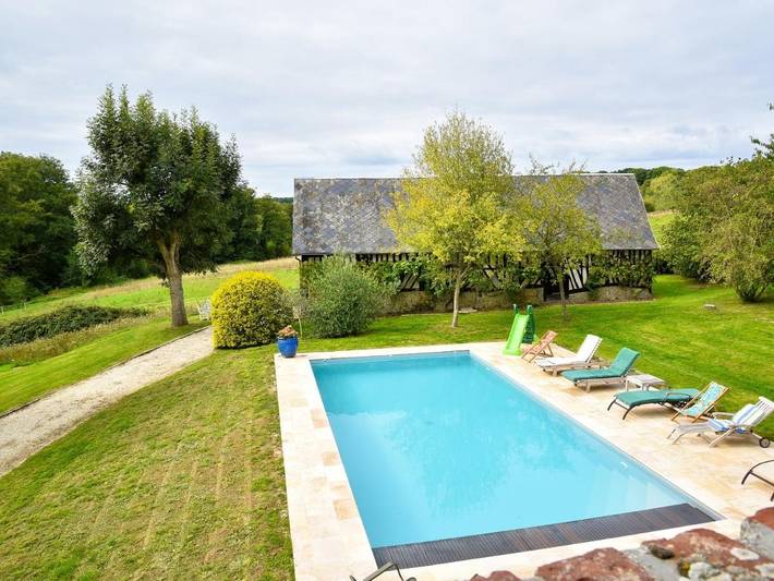 Location de vacances pour 10 personnes, avec jardin et piscine à Gonneville-sur-Mer - 2